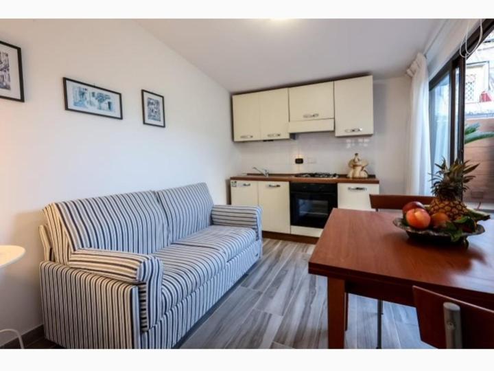 L'Attico Bed and Breakfast Frascati Esterno foto